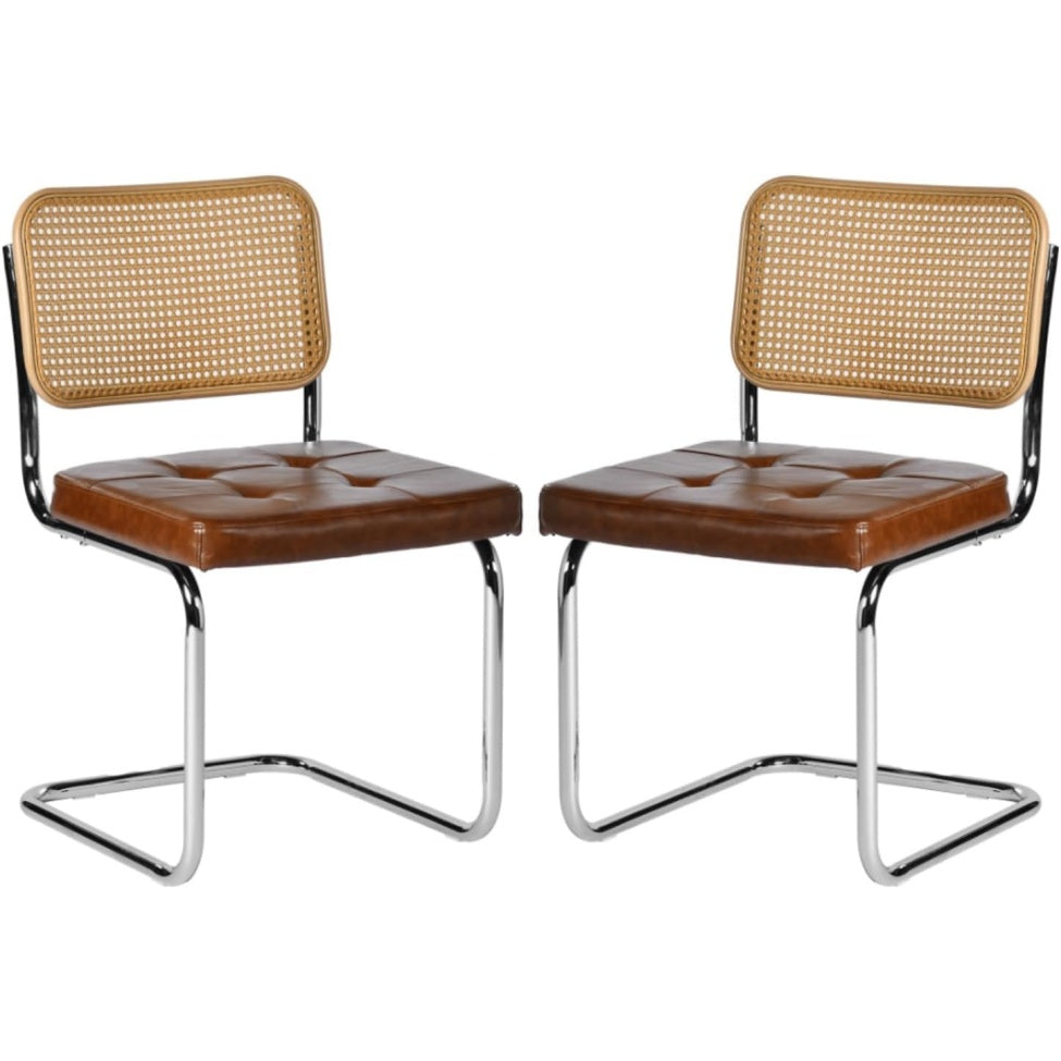 Deux chaises cantilever marron effet rotin sans accoudoirs, structure moderne et assise confortable pour salle a manger ou salon